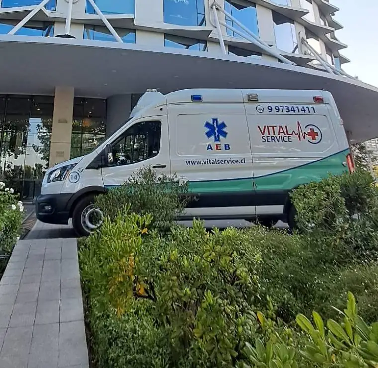Ambulancia Vital Service en servicio
